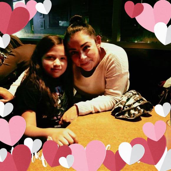 Meet your Posher, Tania - Picture 1 of 1